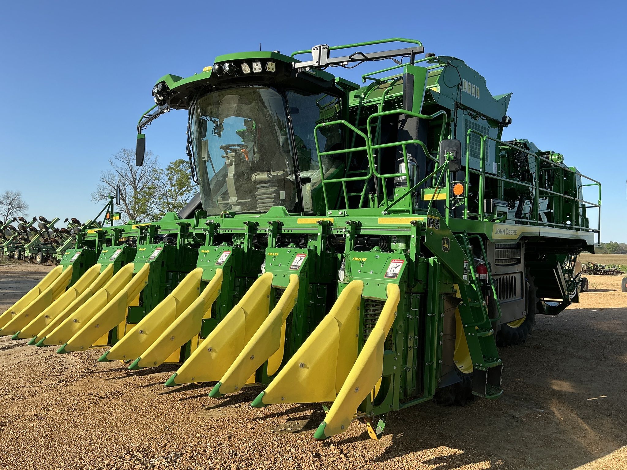 2024 John Deere CP770 Image
