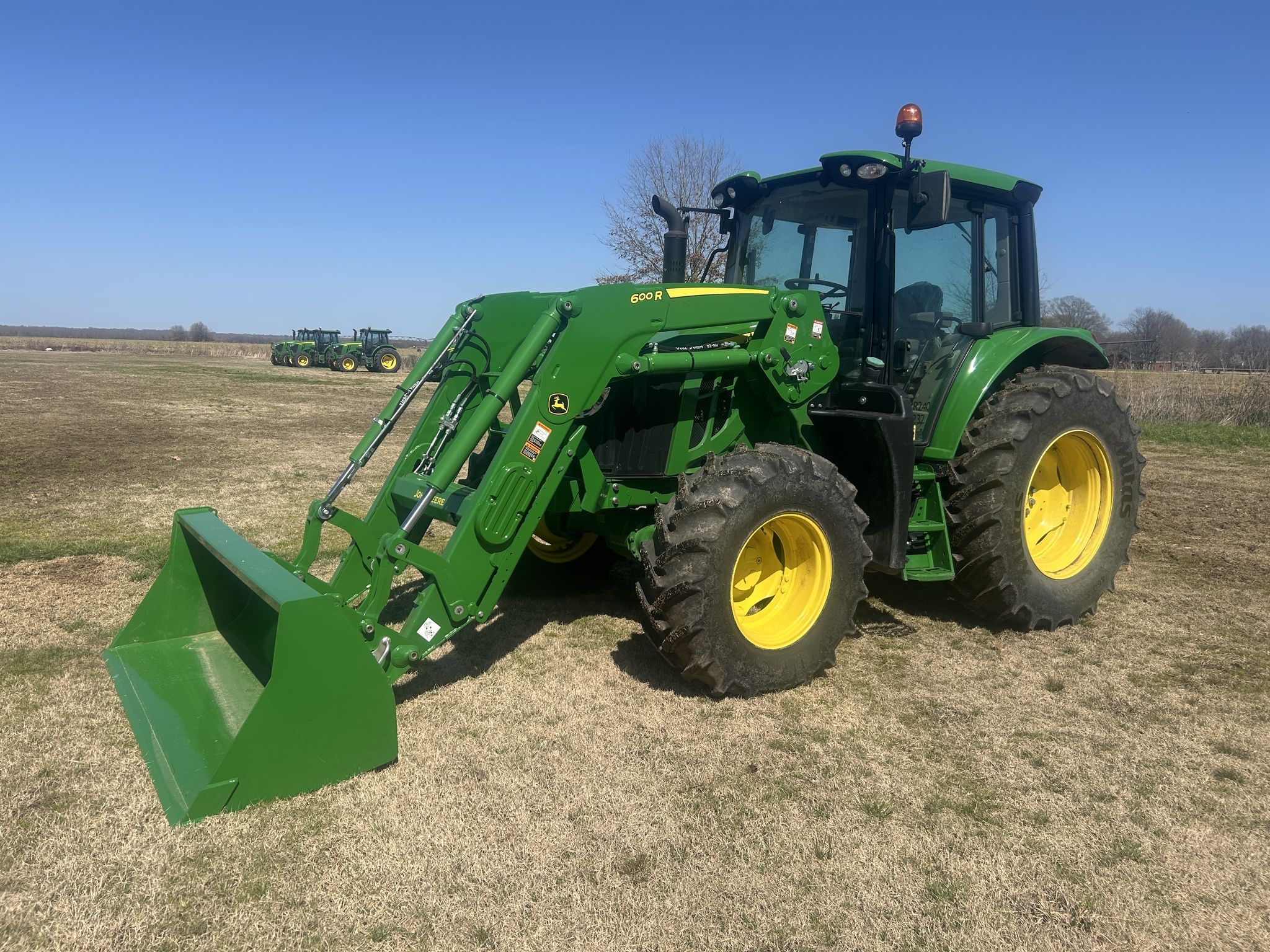 2023 John Deere 6120M Image