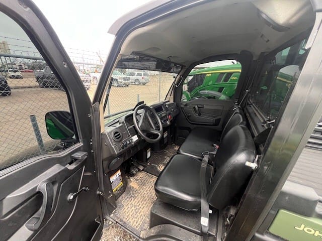 2023 John Deere XUV 835M Image