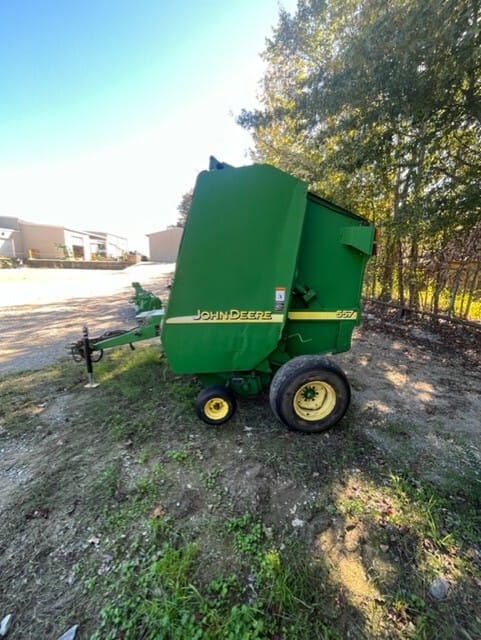 2002 John Deere 557 Image