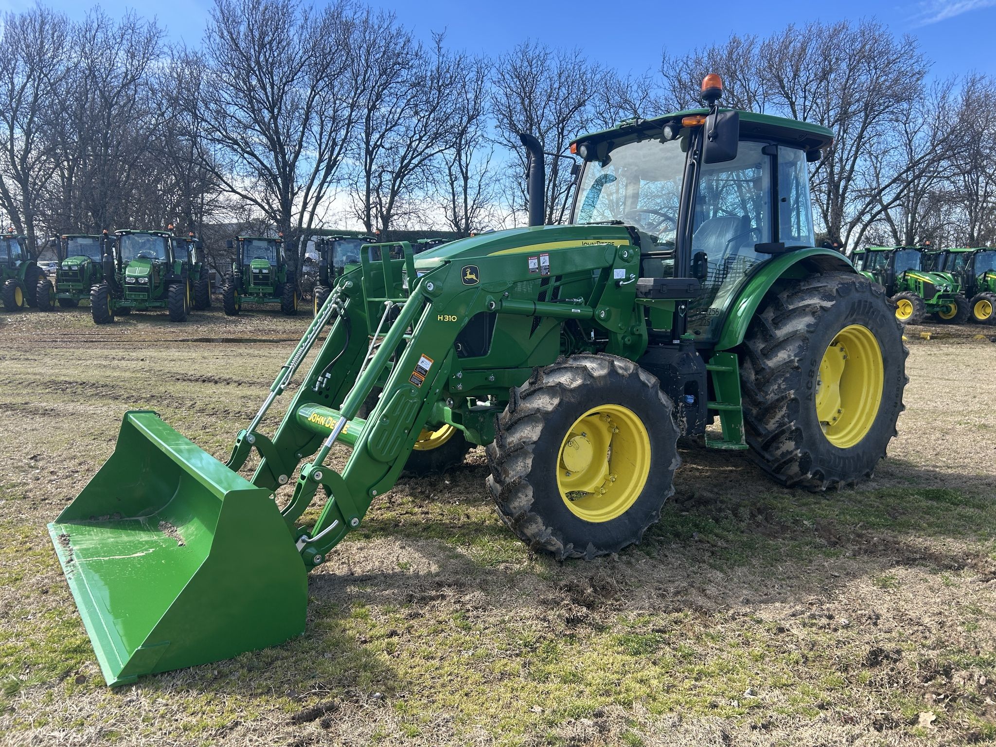 2023 John Deere 6120E Image
