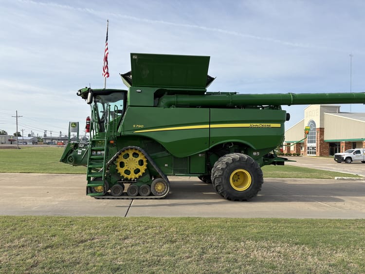 2020 John Deere S790 Image