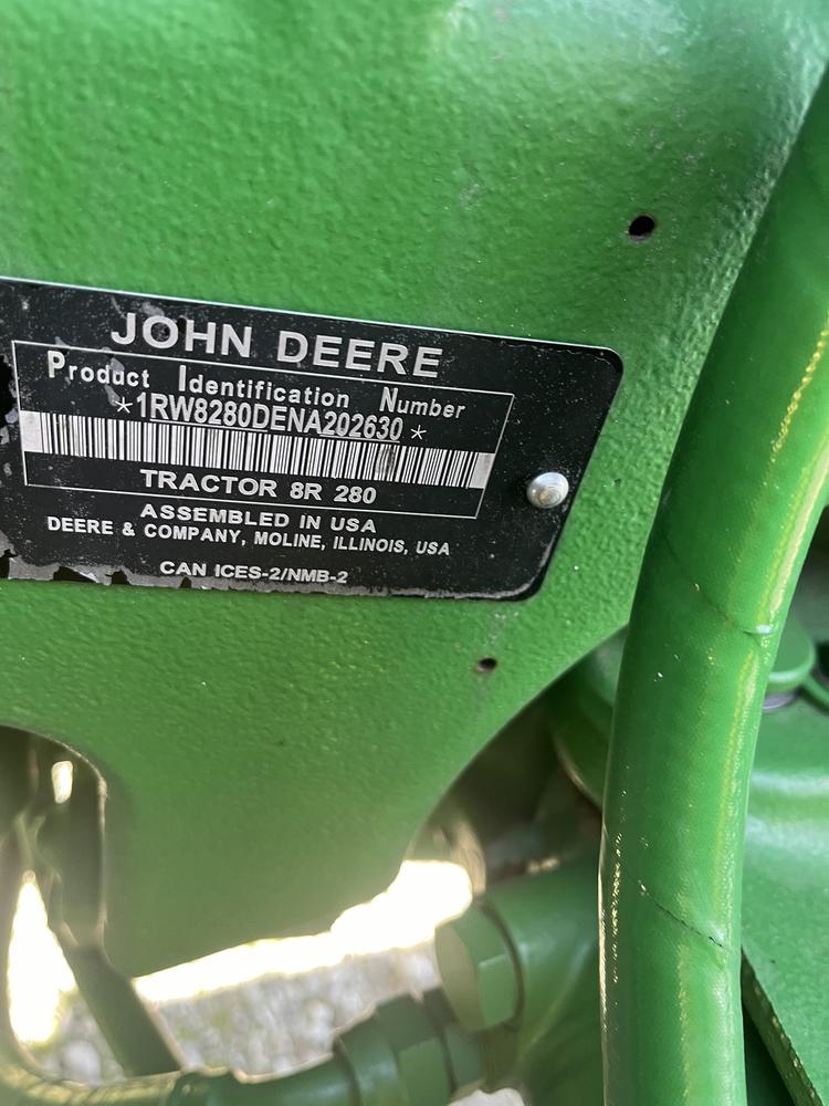 2022 John Deere 8R 280